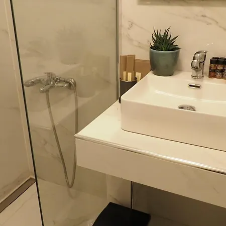 Leonidas Apartments And Suites Μόλα Καλύβα Εξωτερικό φωτογραφία