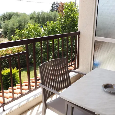 Leonidas Apartments And Suites Μόλα Καλύβα Εξωτερικό φωτογραφία