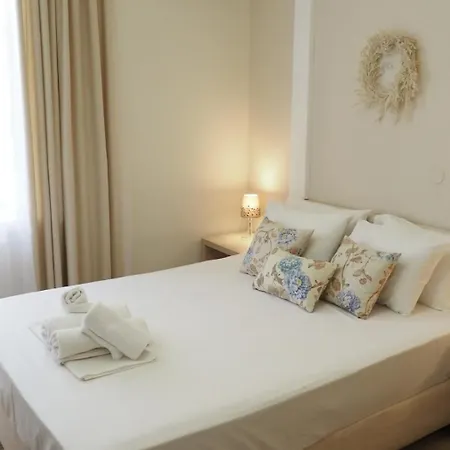 Leonidas Apartments And Suites Μόλα Καλύβα Εξωτερικό φωτογραφία