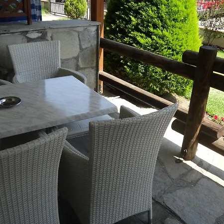 Leonidas Apartments And Suites Μόλα Καλύβα Εξωτερικό φωτογραφία