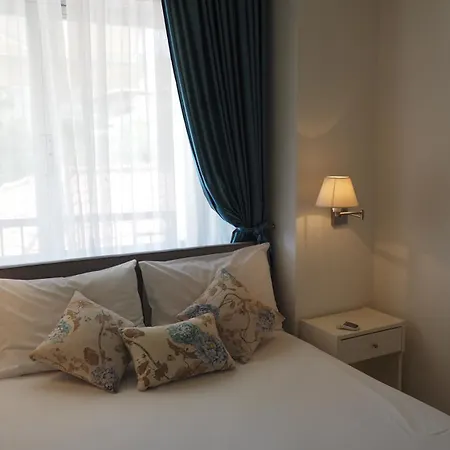 Leonidas Apartments And Suites Μόλα Καλύβα Εξωτερικό φωτογραφία