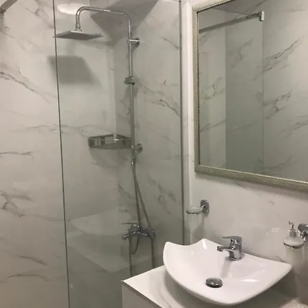 Leonidas Apartments And Suites Μόλα Καλύβα Εξωτερικό φωτογραφία