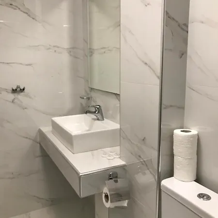 Leonidas Apartments And Suites Μόλα Καλύβα Εξωτερικό φωτογραφία