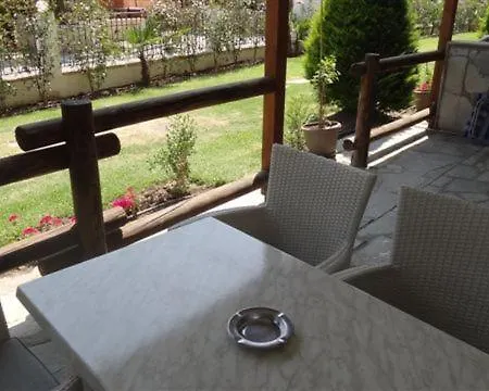 Leonidas Apartments And Suites Μόλα Καλύβα Εξωτερικό φωτογραφία
